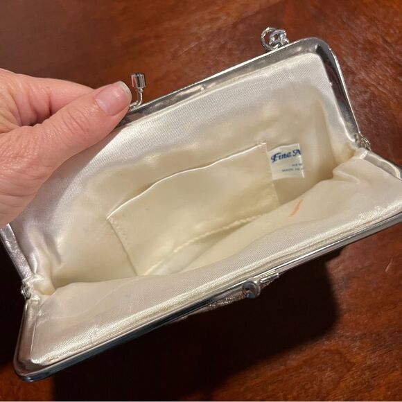 Vintage Beaded Ivory & Silver evening bag - Picture 2 of 16